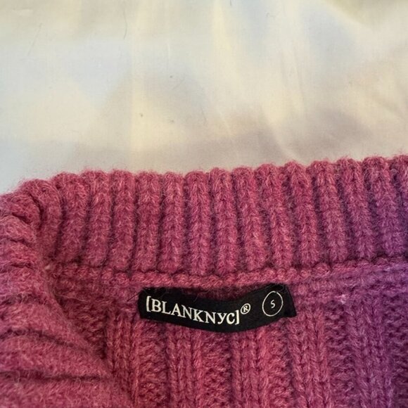 NWT  BLANKNYC Raspberry Half Zip Cable Knit Sweater - Picture 6 of 6